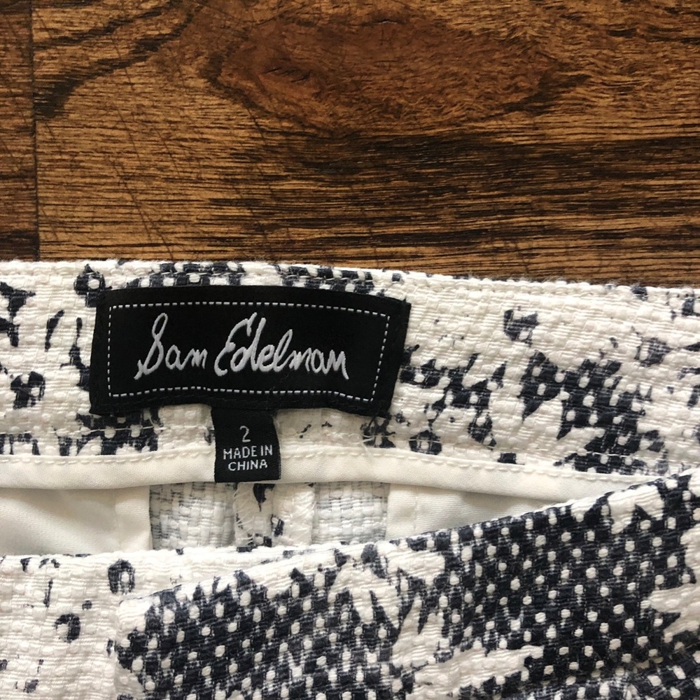 Printed Sam Edelman Shorts - Picture 5 of 5